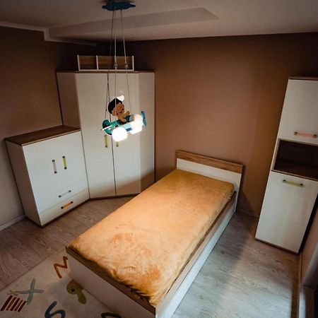 Ddr House Apartment Орадеа Екстериор снимка