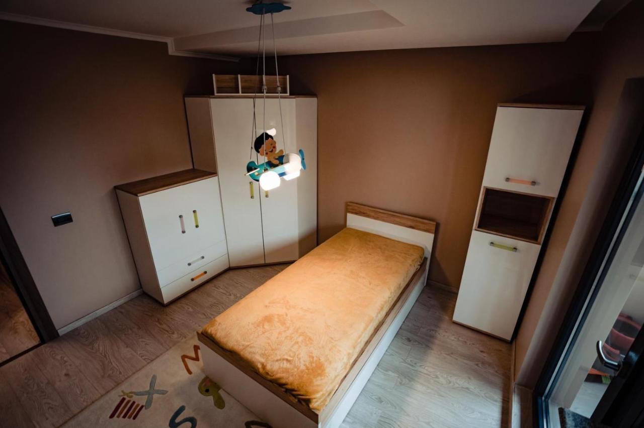 Ddr House Apartment Орадеа Екстериор снимка